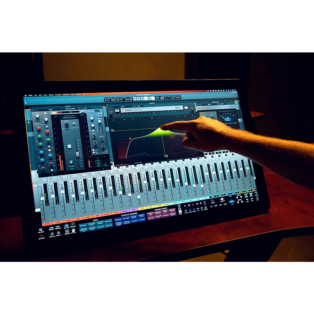 Steven Slate Audio RAVEN MTi MAX Multi-Touch Console