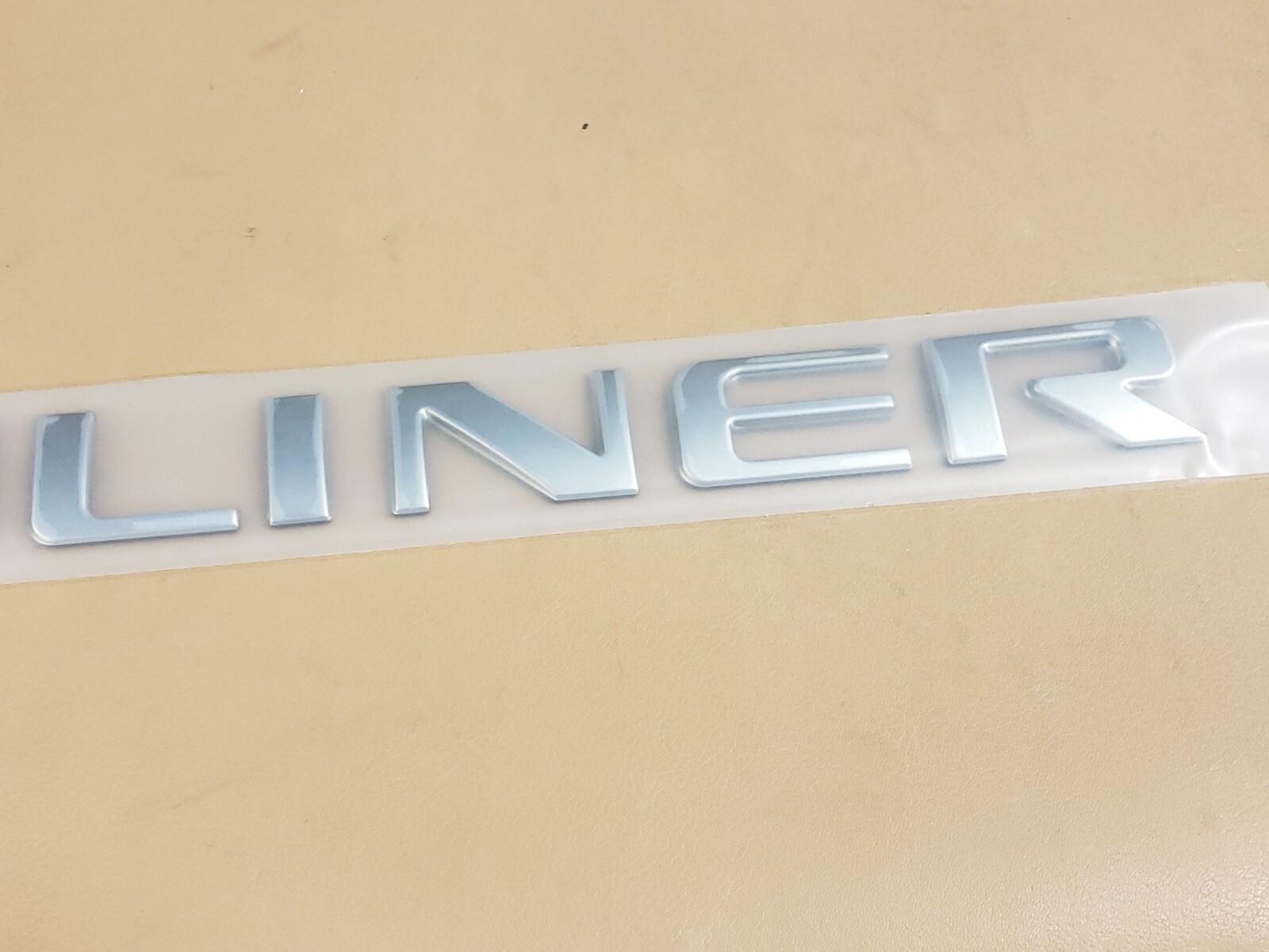 18” BAYLINER SCRIPT LOGO / RAISED CHROME LETTERS