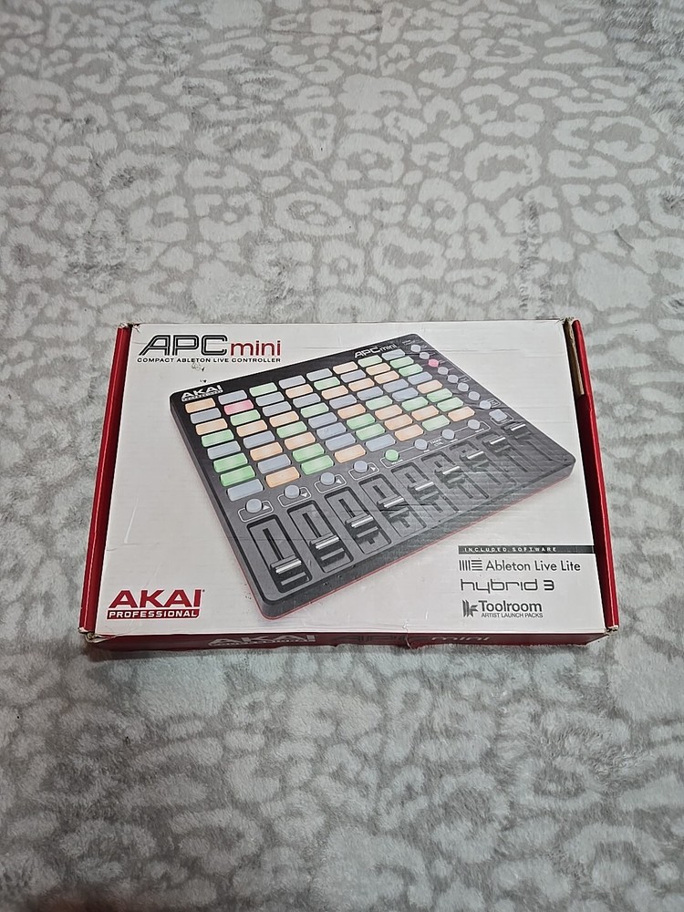 AKAI PROFESSIONAL mini Multifunctional Compact Ableton Live Controller Hybrid 3