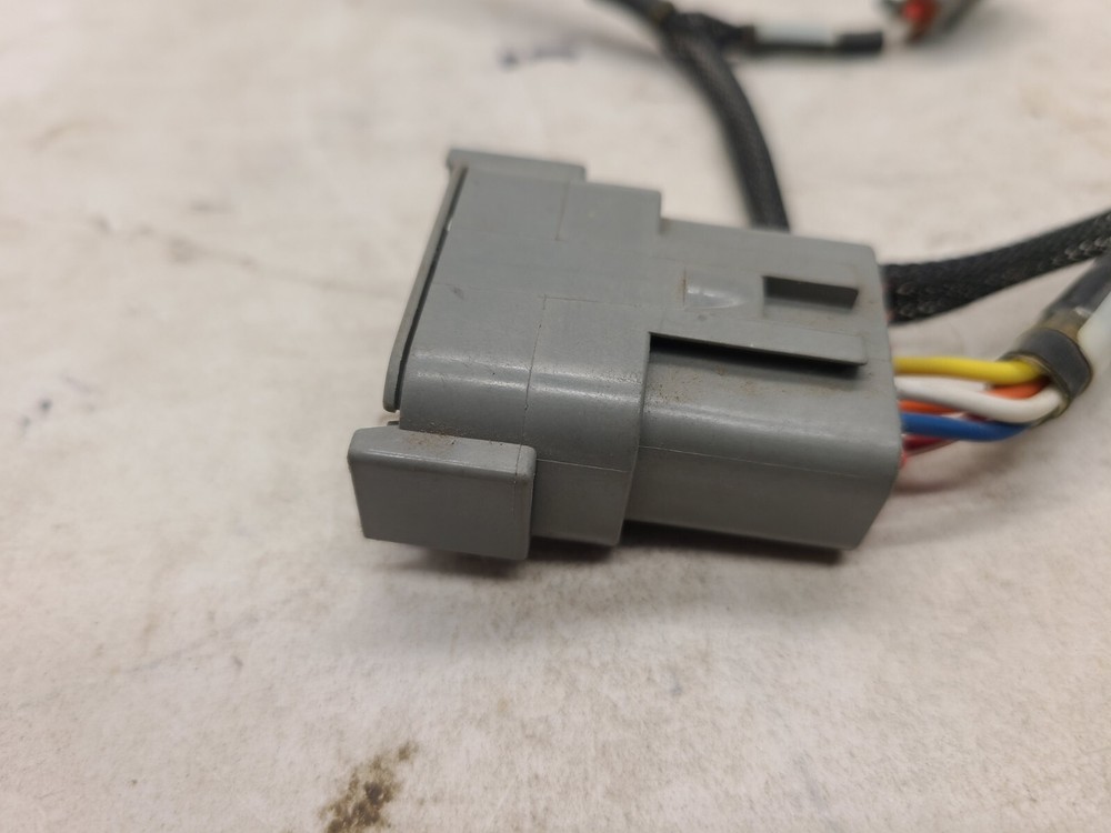 Trimble_62700_CNH Hybrid Autopilot Adaptor Harness/Cable