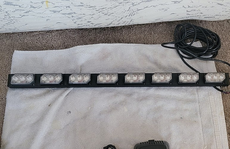 NOS SoundOff arrowstick warning bar