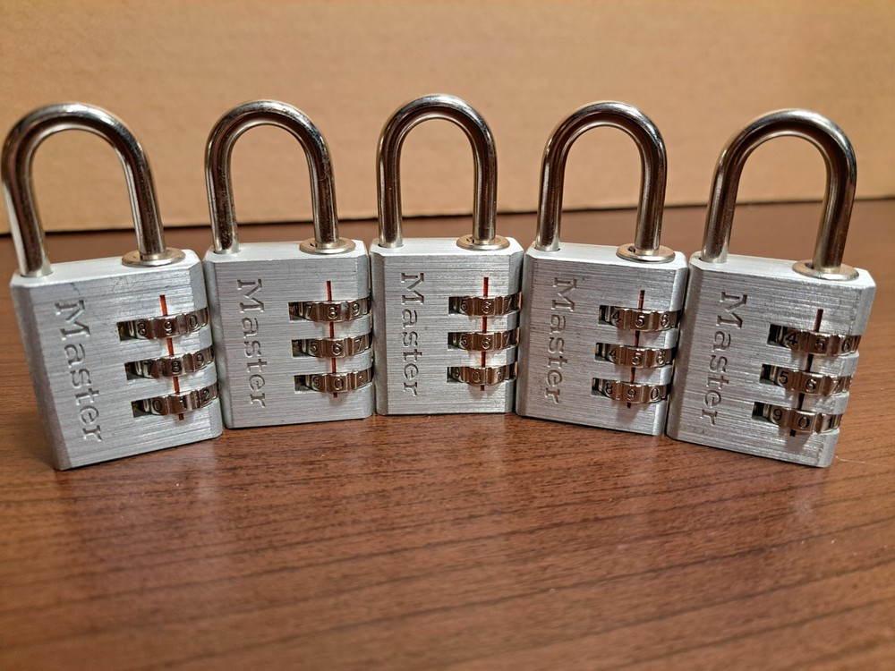 5 MASTER COMBINATION LOCKS w CHANGEABLE COMBINATION FEATURE w INSTRUCTIONS