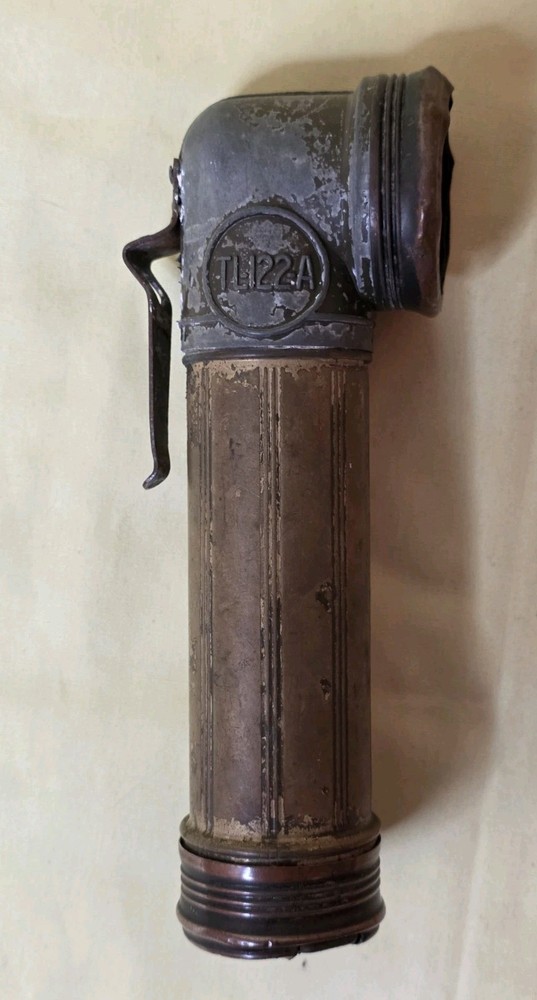 ORIGINAL WWII US ARMY ~ COMBAT FIELD ~ USALITE TL-122-A ~ FLASHLIGHT TORCH