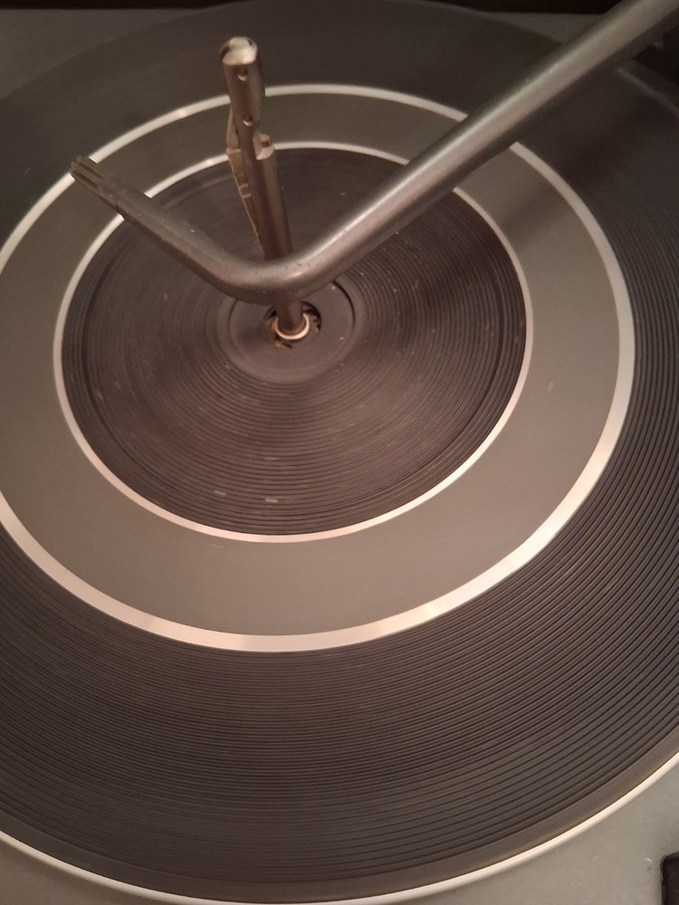 GARRARD SYNCHRO LAB 95 TURNTABLE / RECORD PLAYER