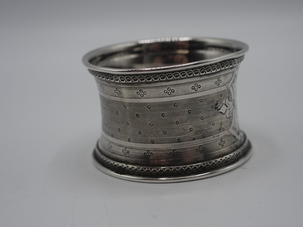 BEAUTIFUL INITIALS POINCON MINERVE SOLID SILVER TOWEL ROUND S.L