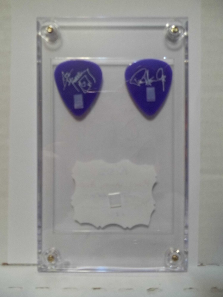 KISS "PAUL & ACE" 2 GUITAR PICKS IN CASE~1998 READ DESCRIPTION #77