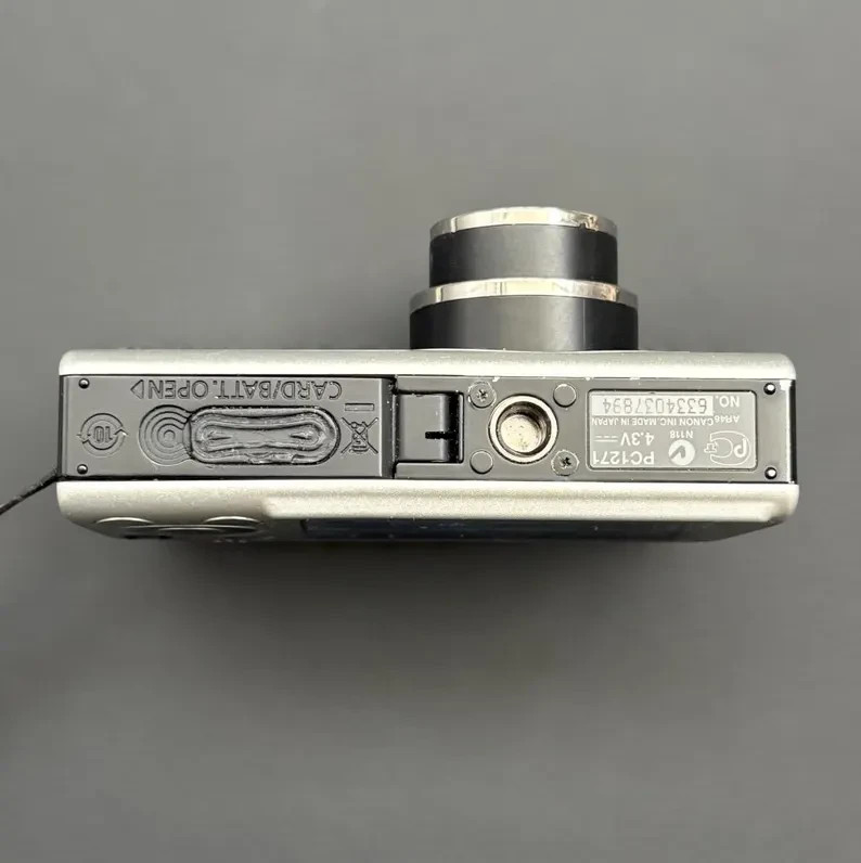 Canon IXUS 80 Digital Camera