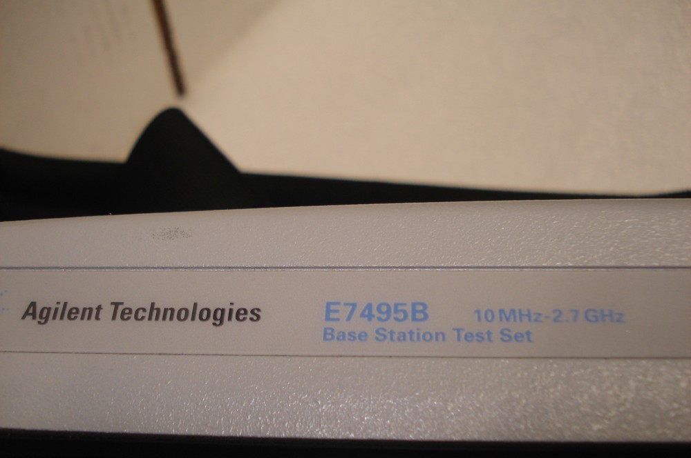 Agilent Technologies E7495B 10 Mhz - 2.7GHz Base Station Test Set