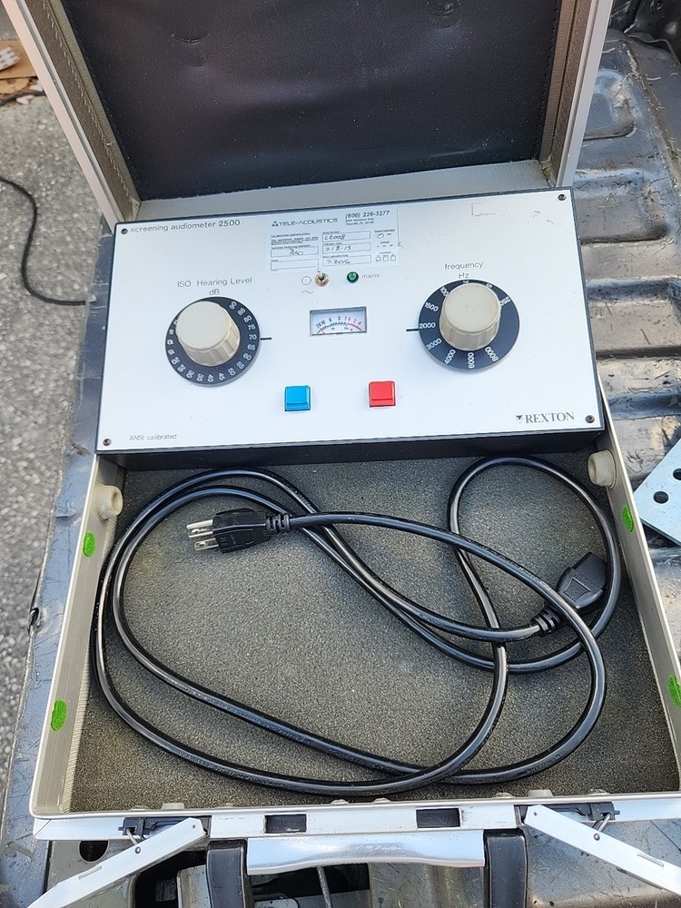 Rexton Screening Audiometer 2500  Good Working
