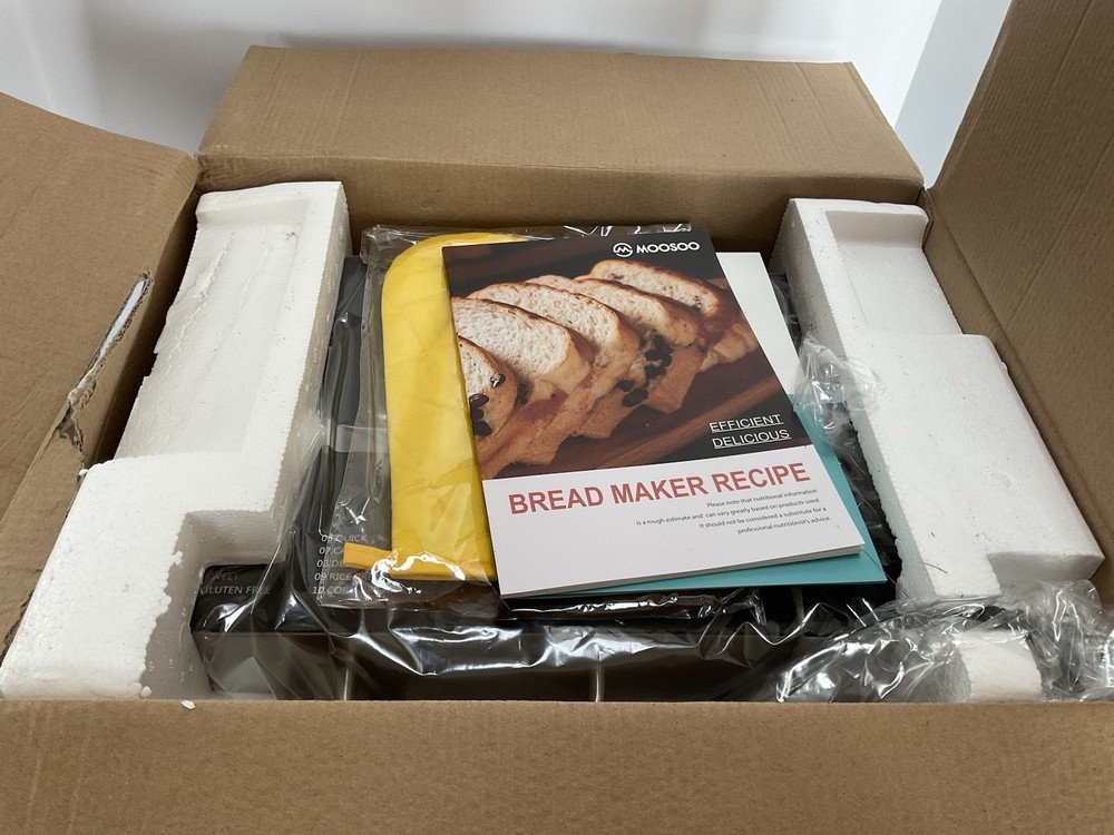 Moosoo BM8202 25 In 1 2lb Programmable Bread Machine Maker Digital Touch NEW