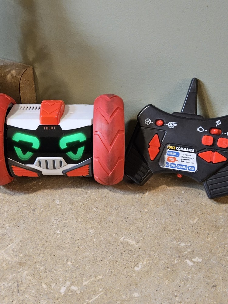 Really RAD Robots Remote Control & Voice Command Rare TURBO BOT Tested