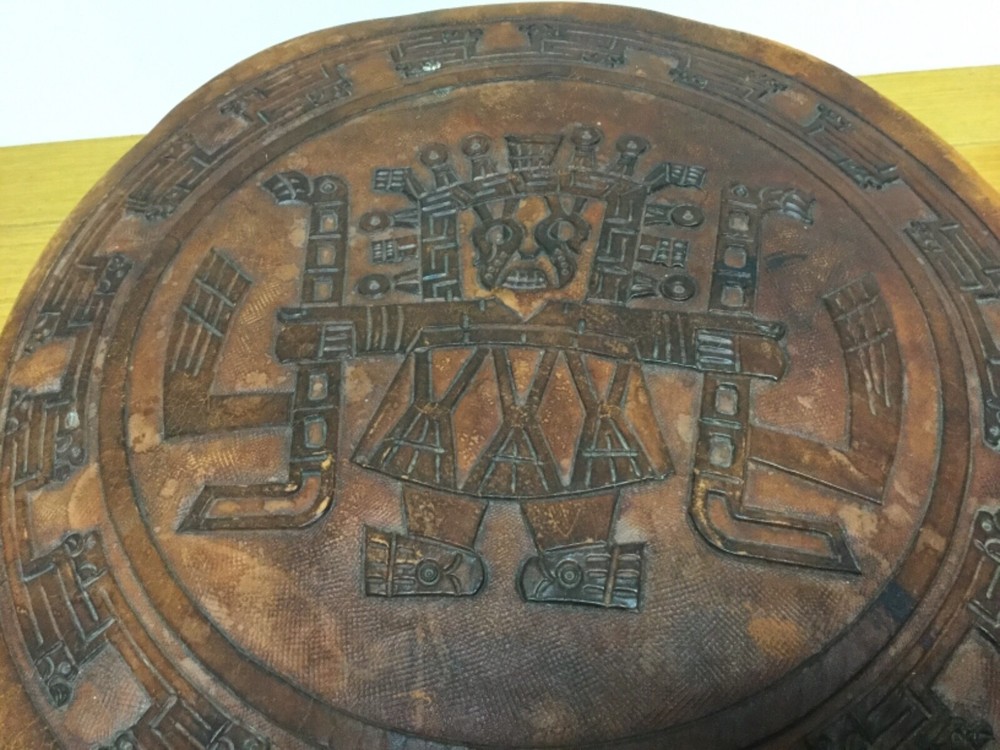 VIntage PERUVIAN Leather Round 21” Dia. Footstool w/Handle