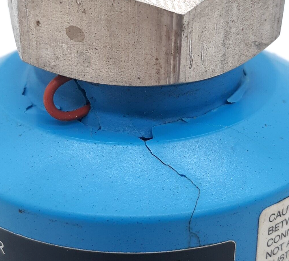 Endress+Hauser FTL51-PGN2DB7E4A Level Switch - BROKEN PLASTIC