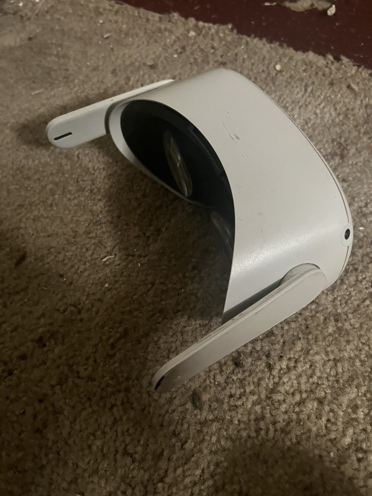 Meta Oculus Quest 2 128GB Standalone VR Headset - ONLY ((READ))