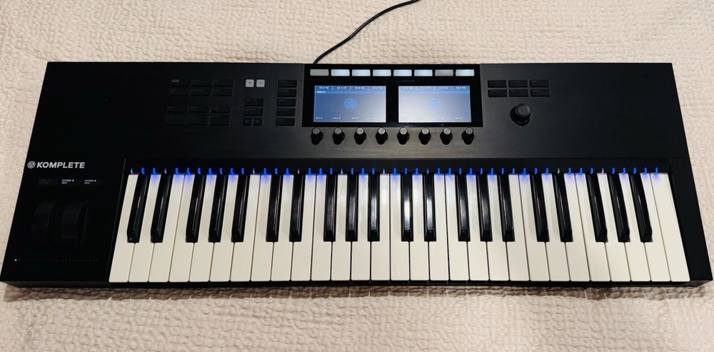 Native Instrument S49 MK2 “Komplete Kontrol” Keyboard Controller