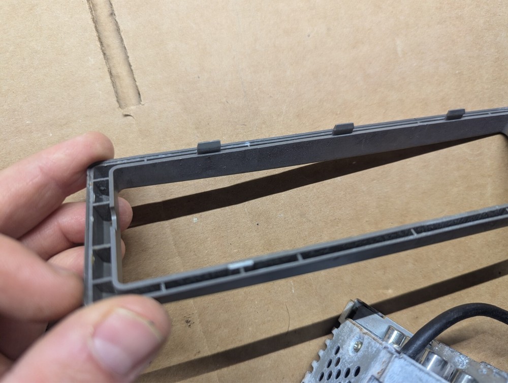 Alpine CDA-9807 cd receiver base Only untested