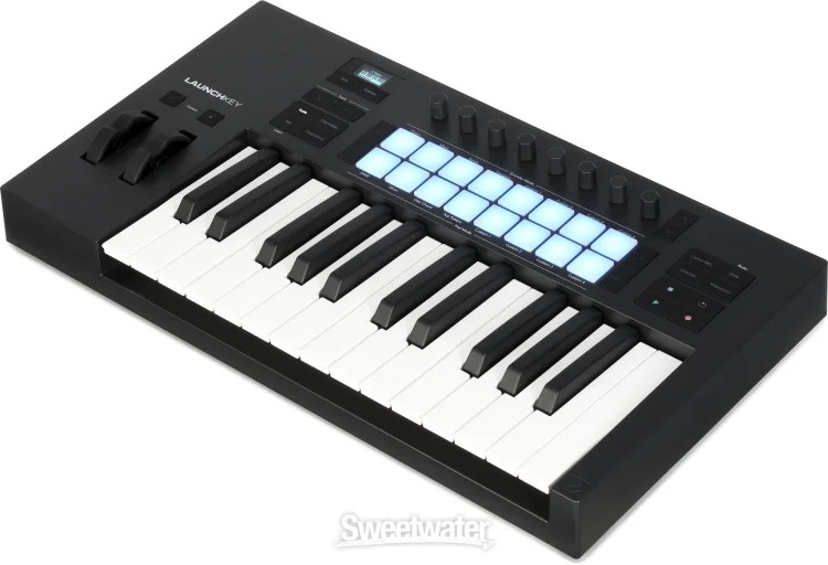 Novation Launchkey 25 MK4 25-key Keyboard Controller
