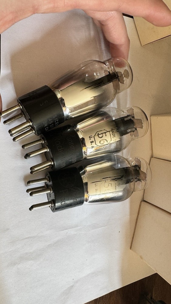 NOS MATCHED QUAD 56 ST GLOBES Engraved Bases Windmill Micas