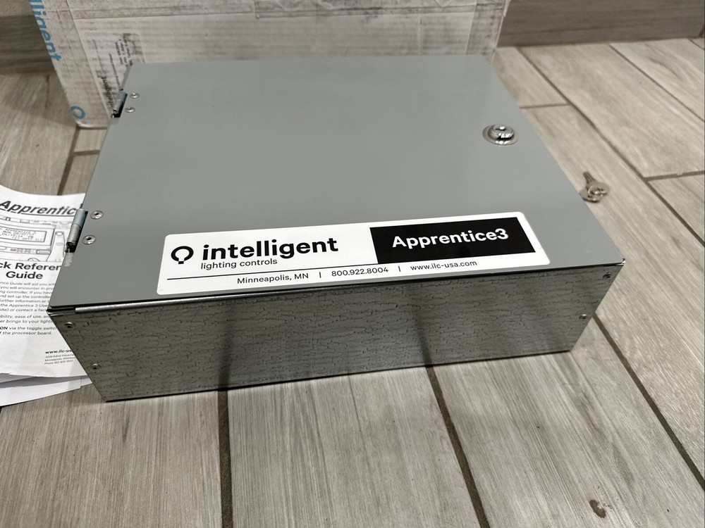 ⚡️Intelligent AP3-4X Apprentice3 Lighting Control Panel 120/277 1-Phase 1Amp⚡️