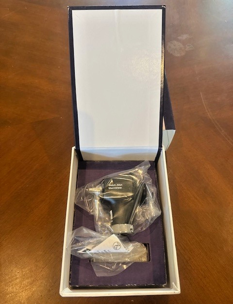 🩺Welch Allyn 238-2 MacroView Basic Otoscope New Open Box