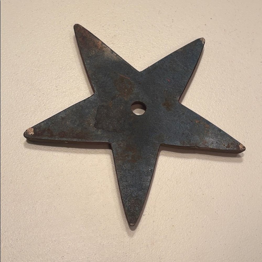 Red Primitive Salvage Metal Star