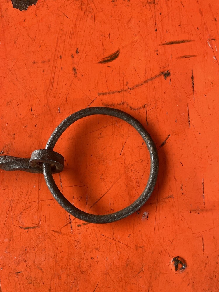 VINTAGE BLACKSMITH FORGED SWEET IRON TWISTED SNAFFLE BIT. HUGE