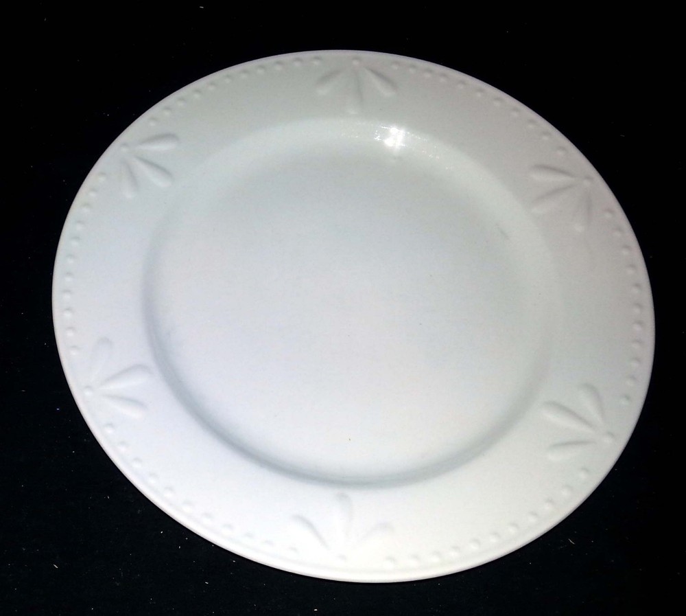 Totally Today - Saucer - 6 1/2" Diameter
