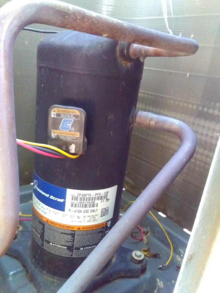 Copeland Scroll Compressor Still attached to unit that was running when removed