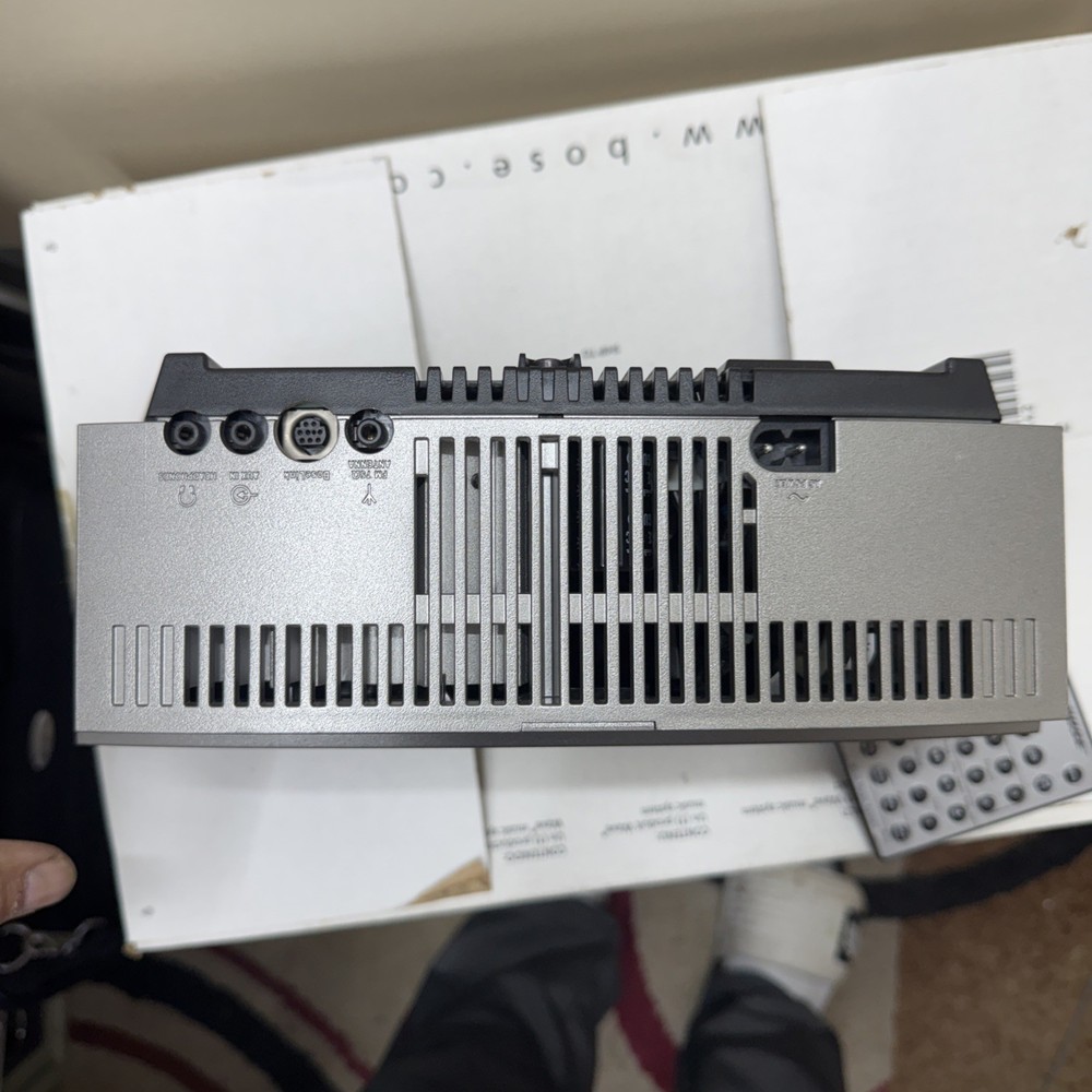 Bose Wave Music System CD Player 044417 Titanium Silver With Box, Remote,