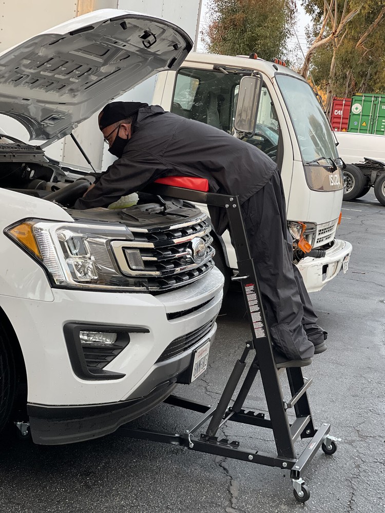 Easy Engine Access Foldable Topside Creeper With Adjustable Height & Padded Deck