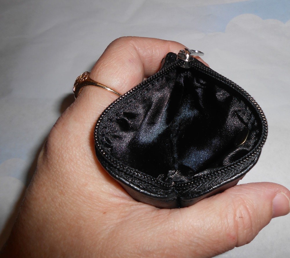 Black Ostrich Skin Pattern Vinyl Rosary Pouch with lining