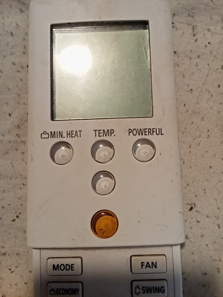 Original OEM FUJITSU AIR CONDITIONER REMOTE CONTROL AR-REG1U