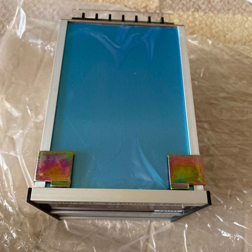 Sansei Tachometer ET-100S Tachometer