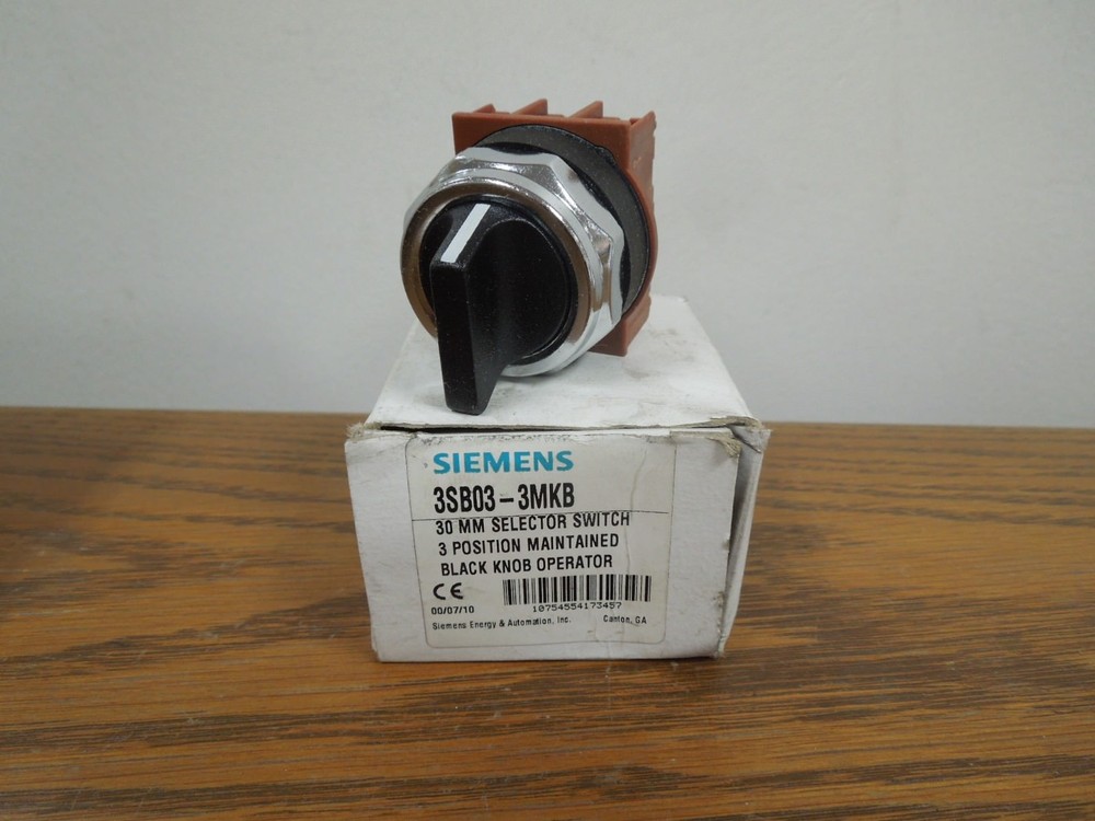 Siemens 3SB03-3MKB 30mm 3 Position Maintained Selector Switch Surplus