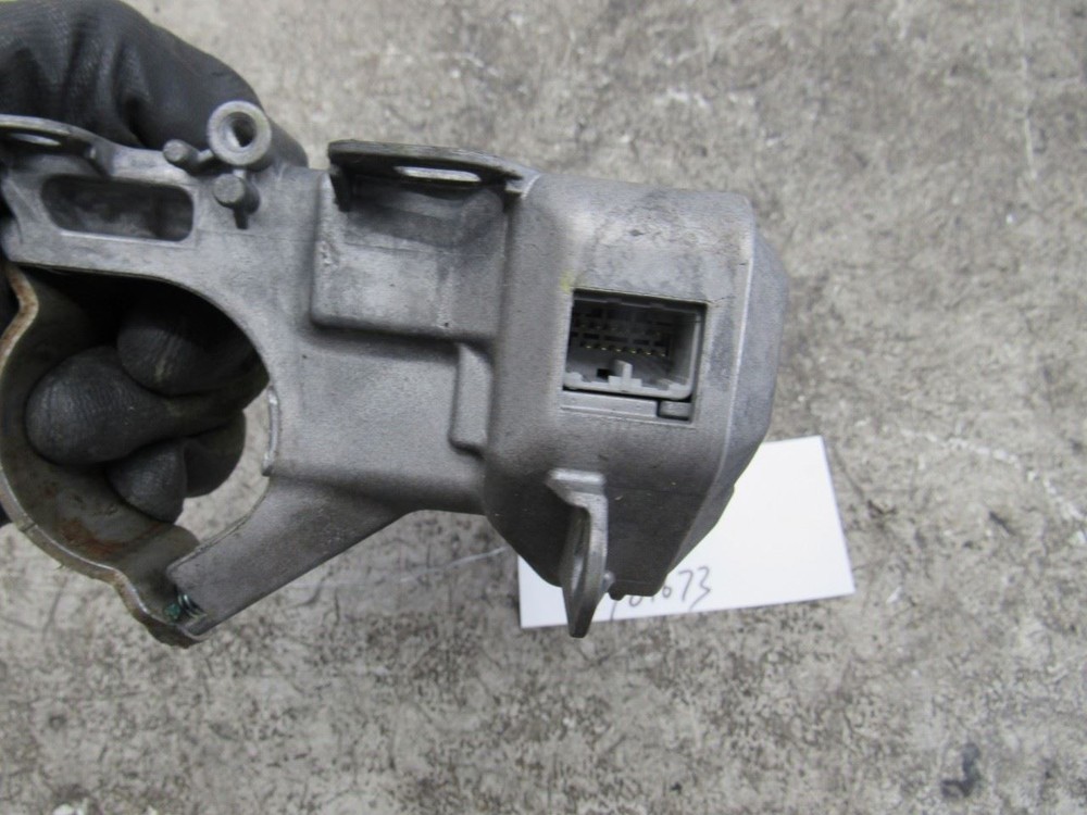 2013 Accord Crosstour steering wheel column ignition lock assembly push button a