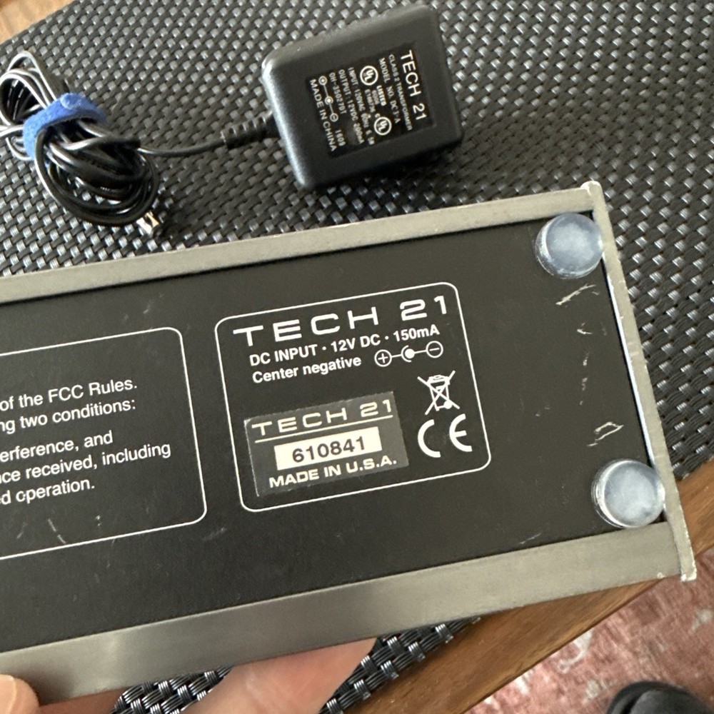 Tech 21 Fly Rig 5 SansAmp Delay Plexi Reverb Multi-Effect Pedal AC INCLUDED