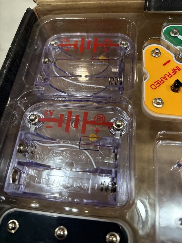 Elenco Snap Circuits Light Kit SCL175 Stem Projects Educational Electronics Kids