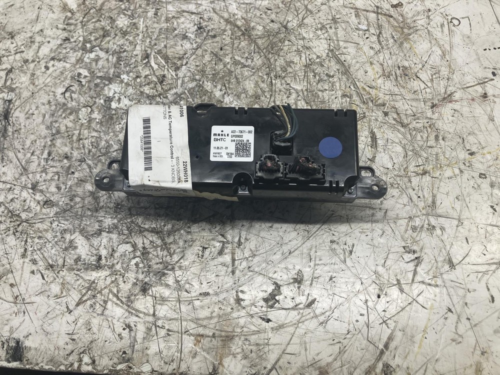 2017-2024 Freightliner CASCADIA Heater A/C Temperature Controls - Used