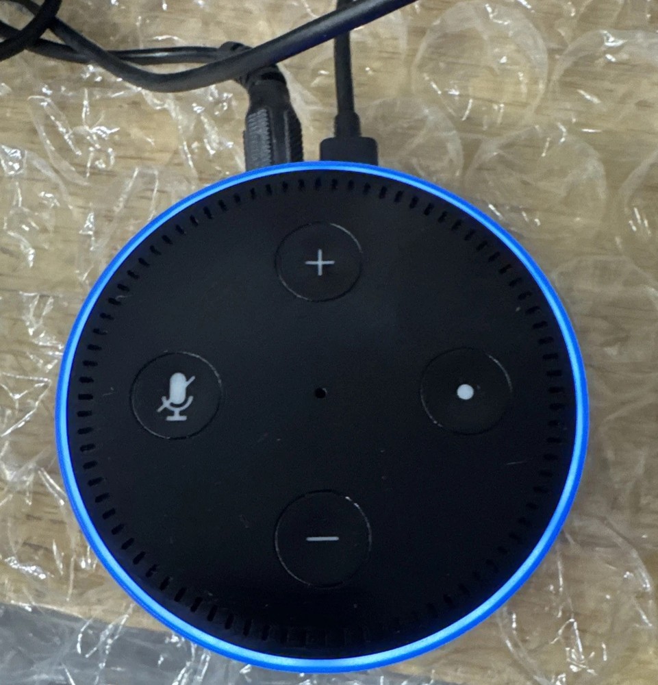 Amazon Alexa Echo Dot 2 NIB Generation Smart Home Assistant - Black Model RS03QR