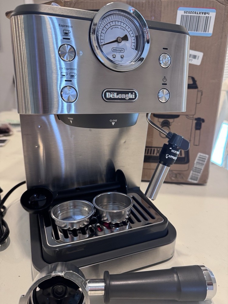 De’Longhi Classic Espresso Machine EM450M - Linea Classic