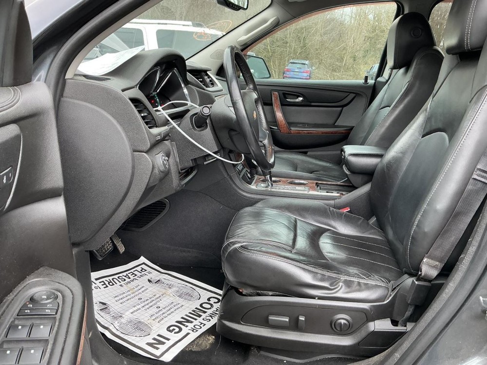TRAVERSE 2014 Glove Box 4951750