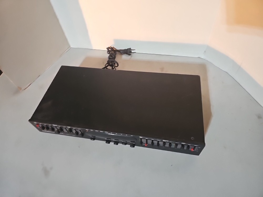 AudioSource EQ 100 Graphic Equalizer and Spectrum Analyzer - Black