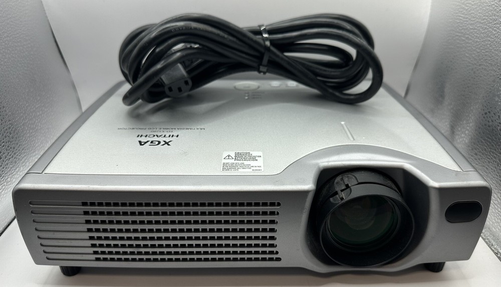 Hitachi XGA Multimedia Mobile LCD Projector ED-X3280 Tested!