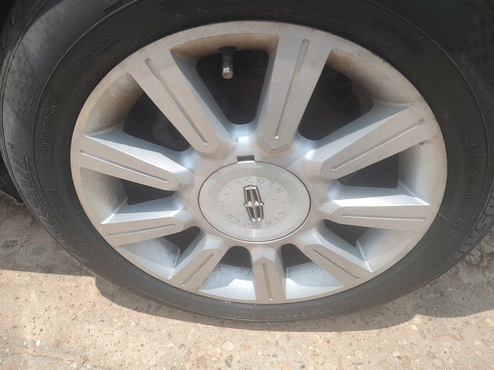 MKZ 2011 Glove Box 18910