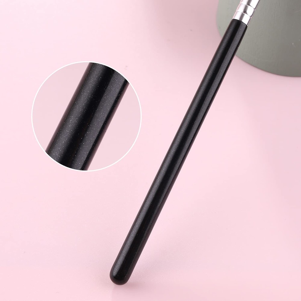 Flat Round Eyebrow Concealer Brush for Flawless Makeup Application