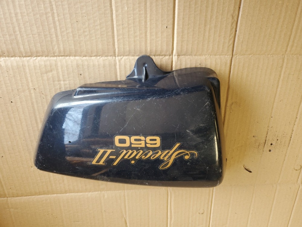 Yamaha Special II 650 OEM Left Plastic Side Cover