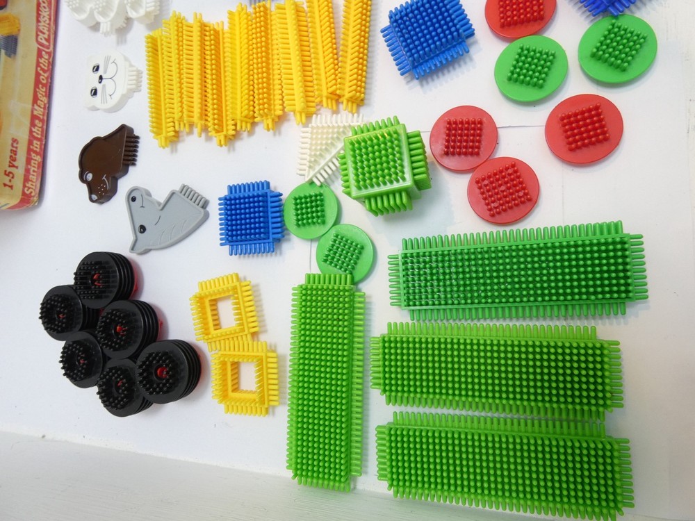 Stickle pets, playschool vintage