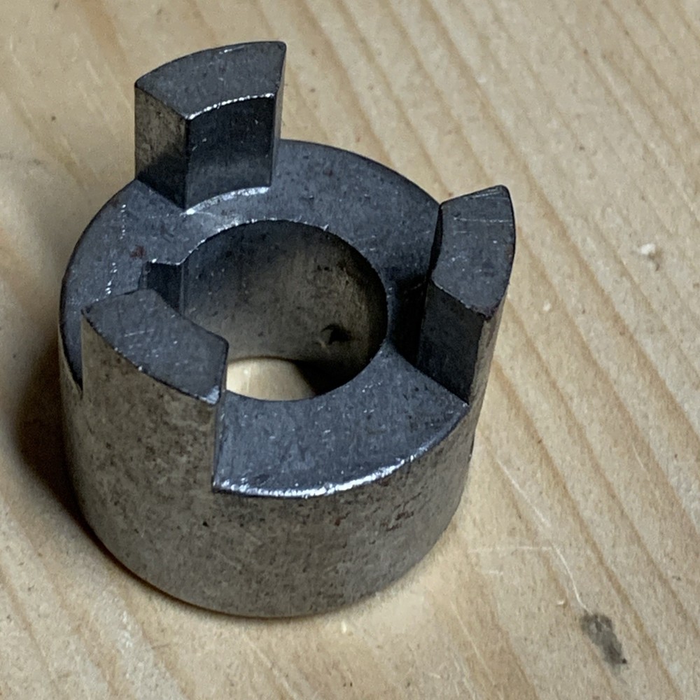 Boston 11706 Half Coupling, 5/8”Bore