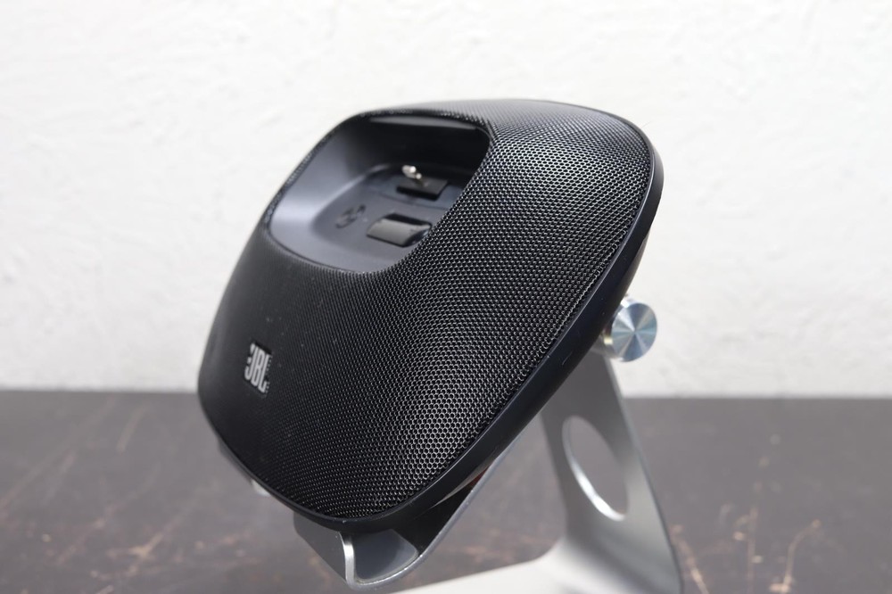 JBL OnBeat Micro Speaker Dock Lightning Connector For iPhone