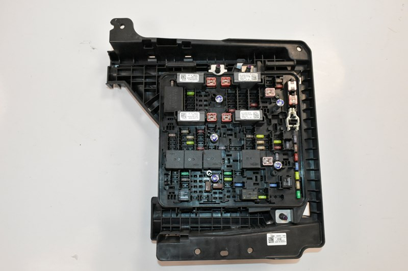 Freightliner Fuse Panel A0690283000 (628-10092)